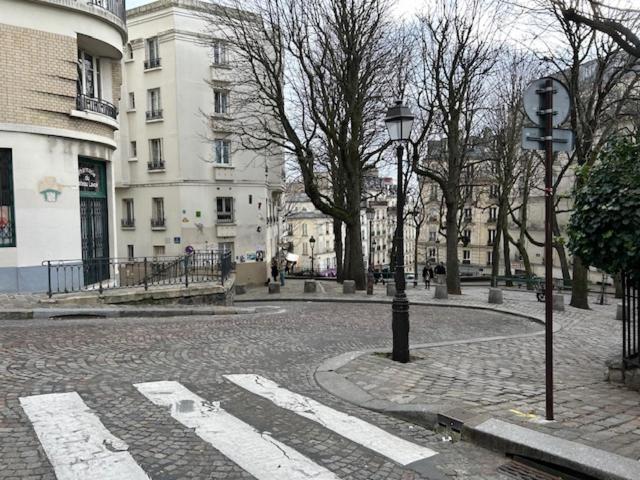Paris Sacre Coeur Montmartre Et Tour Eiffel, 8 People, Apartment Luaran gambar