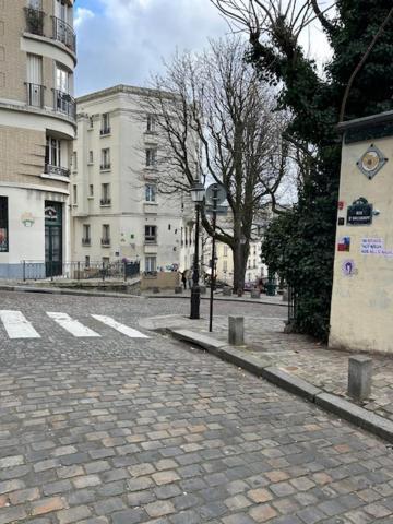 Paris Sacre Coeur Montmartre Et Tour Eiffel, 8 People, Apartment Luaran gambar