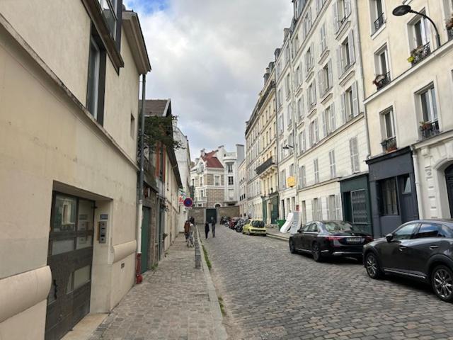 Paris Sacre Coeur Montmartre Et Tour Eiffel, 8 People, Apartment Luaran gambar